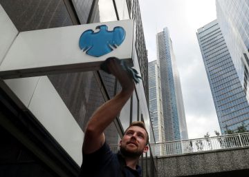 Barclays recorta un 34% su beneficio y provisiona 405 millones de euros