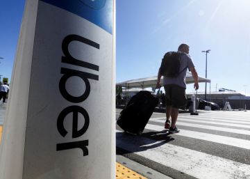 Uber pierde 8.360 millones a junio pero registra por primera vez flujo de caja positivo