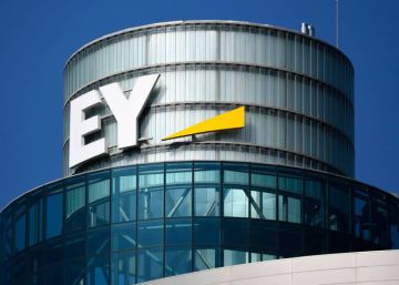China se desmarca del plan de escisión de EY y mantendrá unidos sus negocios