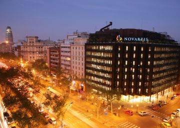 Novartis pone a la venta su histórica sede en España por el teletrabajo