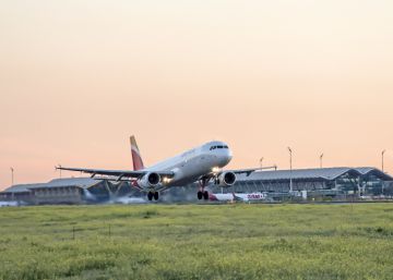 Barajas y El Prat pierden ya la carrera por la vuelta del tráfico entre Europa y Asia