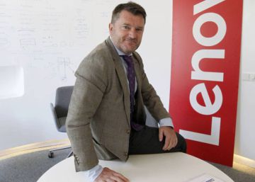 Lenovo asegura que 2023 será el año de Motorola en España