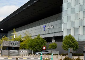 Telefónica ratifica su dividendo de 0,30 euros por acción, con un pago total de 1.700 millones