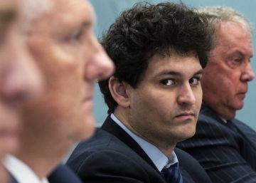 FTX aprovechó el dinero de sus clientes para realizar inversiones de riesgo, según WSJ