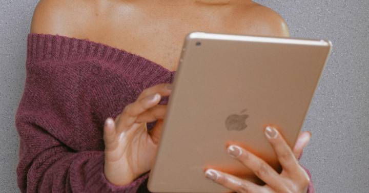 Come programmare l’invio di e-mail su tablet Apple iPad |  Compresse