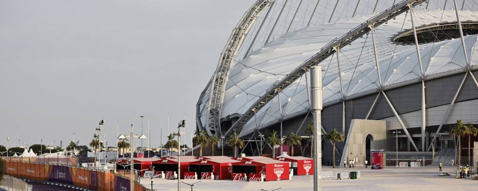El Mundial se queda sin cerveza: Qatar su venta en estadios y alrededores | Compañías | Cinco Días