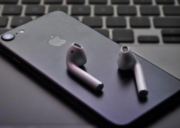 Cómo calibrar con el iPhone los auriculares inalámbricos Apple AirPods