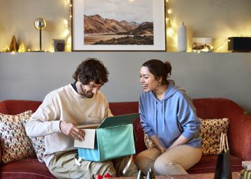 Un 88% de los españoles recibe regalos que no quiere