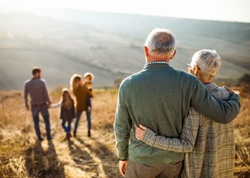 Los sénior cada vez destinan más dinero a ayudar a sus familias