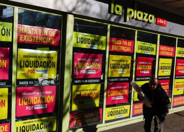 Dia comienza a liquidar las tiendas de La Plaza vendidas a Alcampo