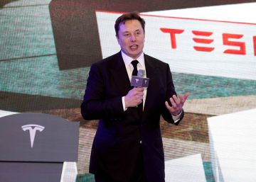 Tesla se desploma en Bolsa tras incumplir su propias previsiones de ventas