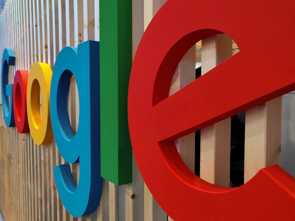A war breaks out between Google and India... On charges of plagiarism!