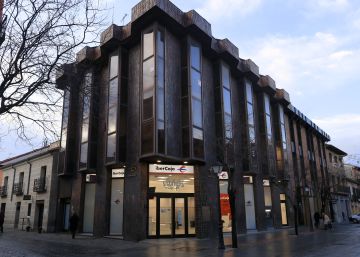 Ibercaja Banco fija los términos de una emisión de preferentes por un importe nominal de 350 millones