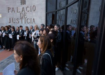 La huelga en los juzgados comienza con el choque frontal entre Justicia y los letrados