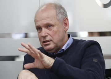 TUI se lanza a bajar deuda y se reinventa para competir con Booking y Expedia