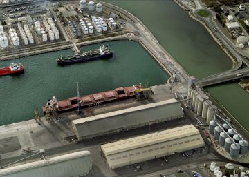 El Gobierno impide la entrada de un buque a Tarragona para cumplir con las sanciones a Rusia