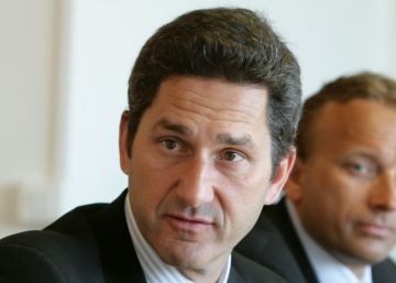 Liberty Global, socio de Telefónica, irrumpe en Vodafone con un 5% del capital