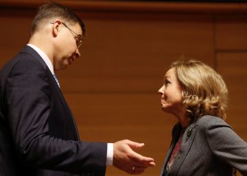 Bruselas afirma que es el momento de volver a la prudencia fiscal