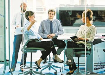 2.450 millones en el año, un 16,4% más gracias a auditoría y financiero