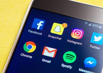 La moda de los teléfonos plegables llega a Gmail con un rediseño de su interfaz