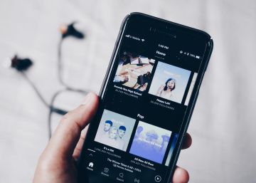 Spotify se pone seria: elimina miles de canciones creadas con Inteligencia Artificial