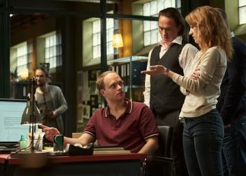 ‘The playlist’, ‘WeCrashed’ o ‘The Dropout’, startups en serie para el verano