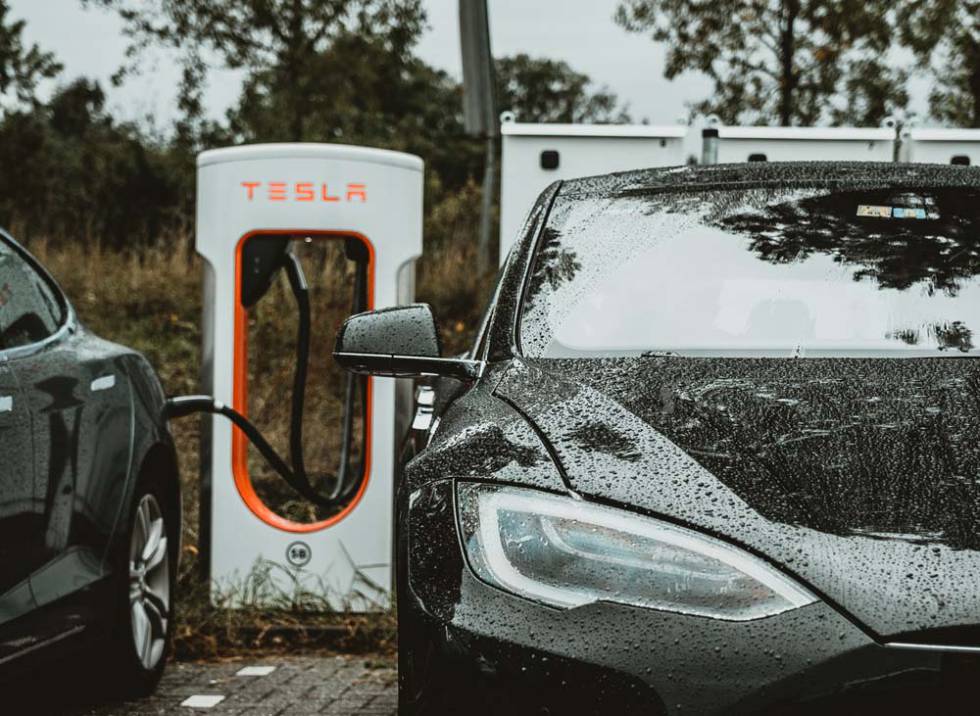 carga de coches electricos Tesla