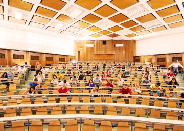 Los opositores a jueces y fiscales deben pagar el IRPF de las becas