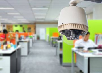 Un tribunal avala usar una cámara oculta en la oficina para cazar al ladrón de los cartuchos de la impresora