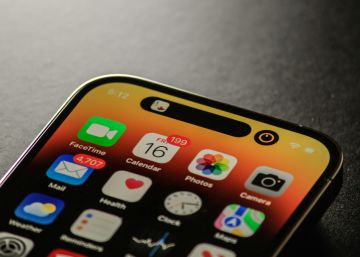 Apple siente la presión de Samsung: los iPhone con IA llegarán este mismo año